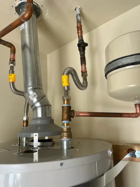 Water heater installation and plumbing repair in Monroe Gardens